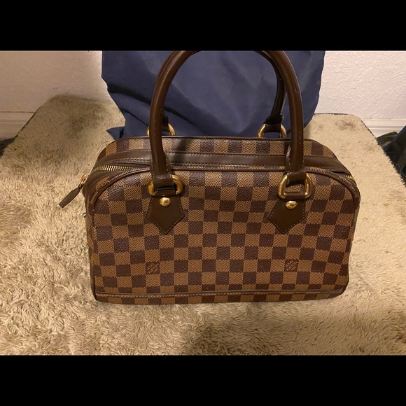 Authentic Louis Vuitton Paris Purse